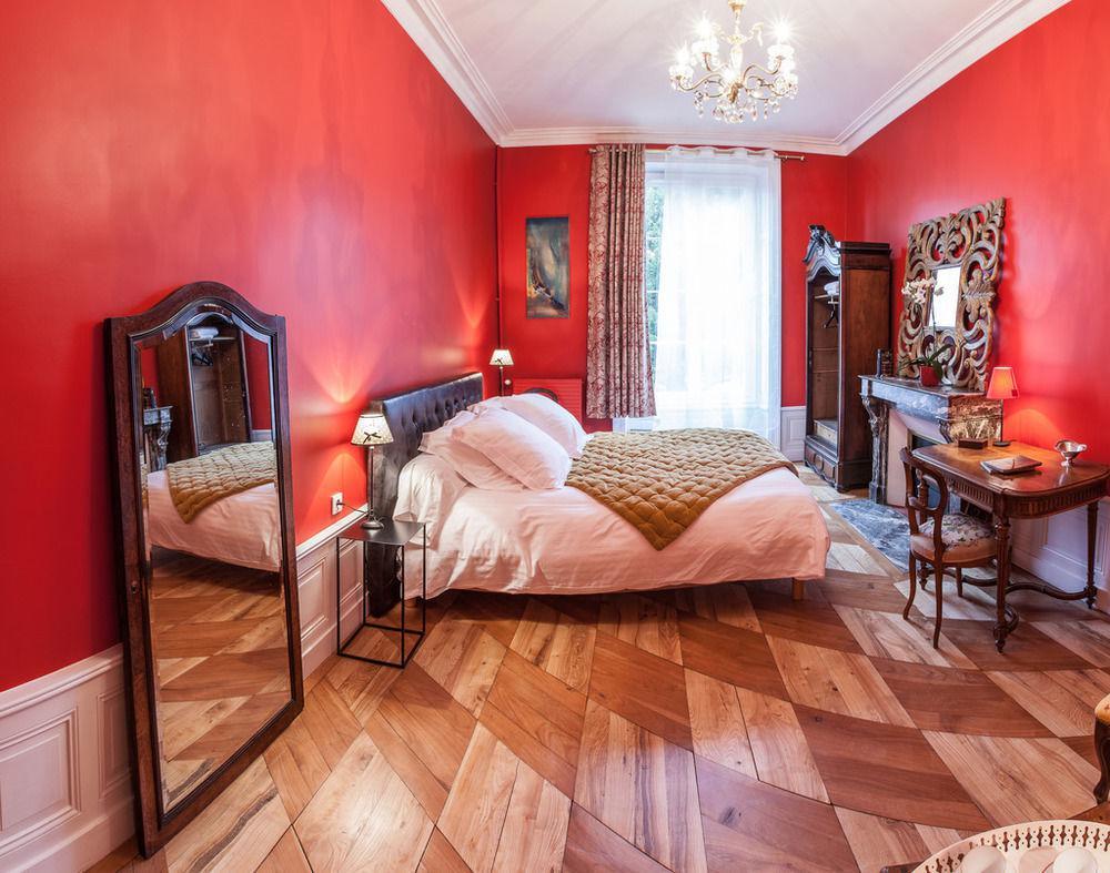 Manoir De La Manantie - Teritoria Bed & Breakfast Lezoux Exterior photo